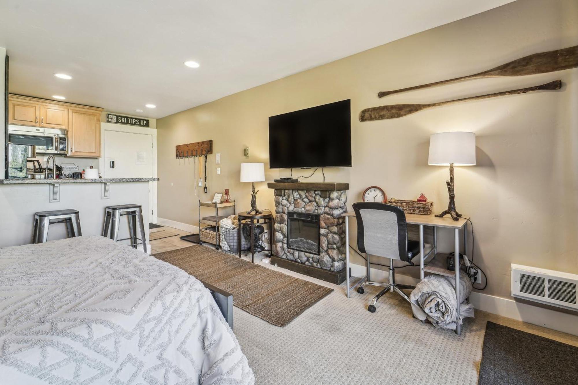 Truckee Studio With Balcony And On-Site Skiing! Екстер'єр фото