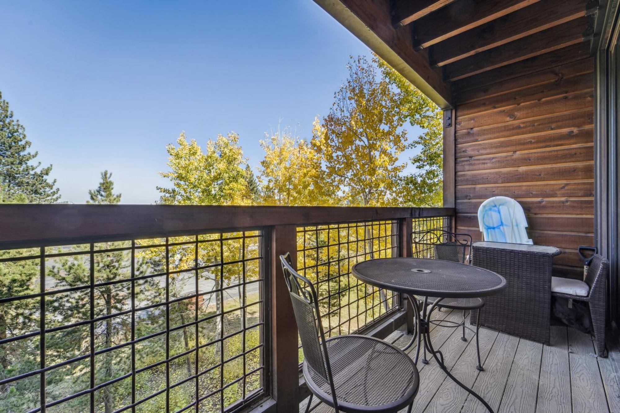 Truckee Studio With Balcony And On-Site Skiing! Екстер'єр фото